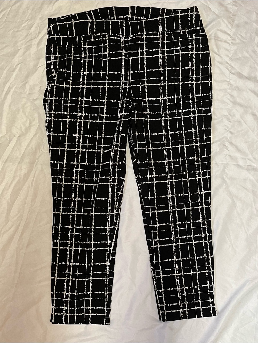 Chico's So Slimming 180 Brigitte Plaid Slim Ankle Pants Black White Size 3 US 16